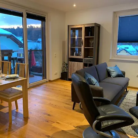 Urlaub-am-faaker-see-am-fusse-der-karawanken شقة