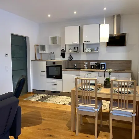 Urlaub-am-faaker-see-am-fusse-der-karawanken Apartment