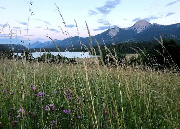 Urlaub-am-faaker-see-am-fusse-der-karawanken *